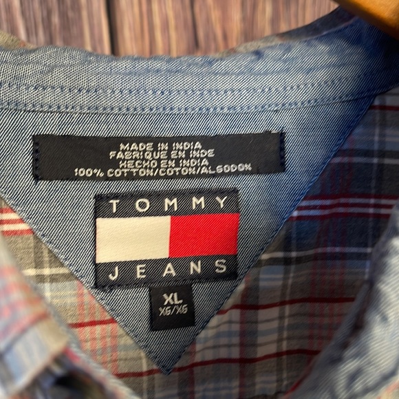 Tommy Jeans Men’s Long Sleeve Button Down - Picture 3 of 4